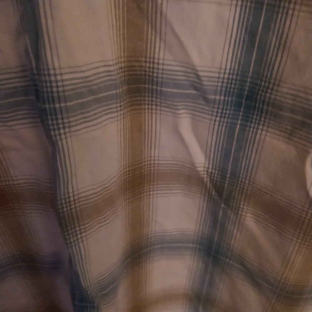 Button down shirt - Picture 4 of 4